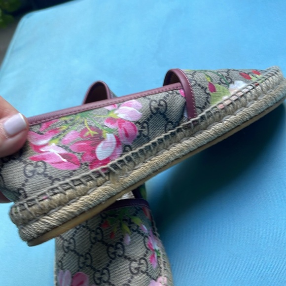 39 Gucci espadrille worn a few times too tight - Picture 2 of 8